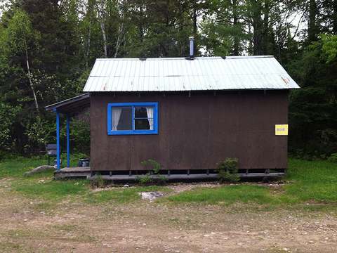 Chalet Boue – Pourvoirie Menjo