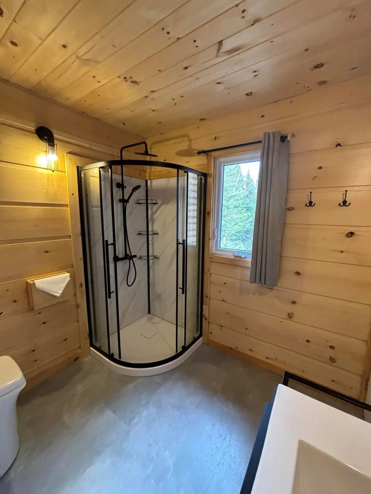 Chalet #1 — Lac Sauterelle – Pourvoirie Sauterelle