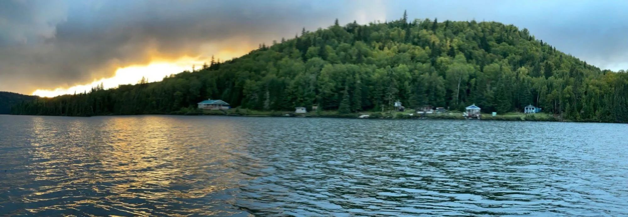 Chalet #1 — Lac Sauterelle — Pourvoirie Sauterelle – Pourvoirie Sauterelle