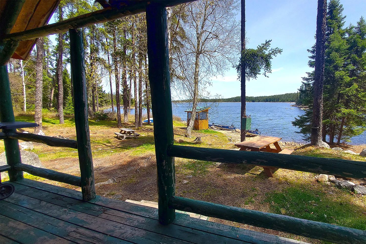 Chalet #16 - Baie Saraana Ouest — Pourvoirie Sauterelle – Pourvoirie Sauterelle