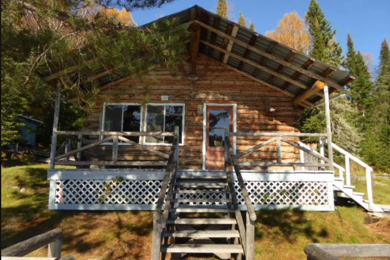 Chalet #2 — Lac Sauterelle – Chalet #2 — Lac Sauterelle