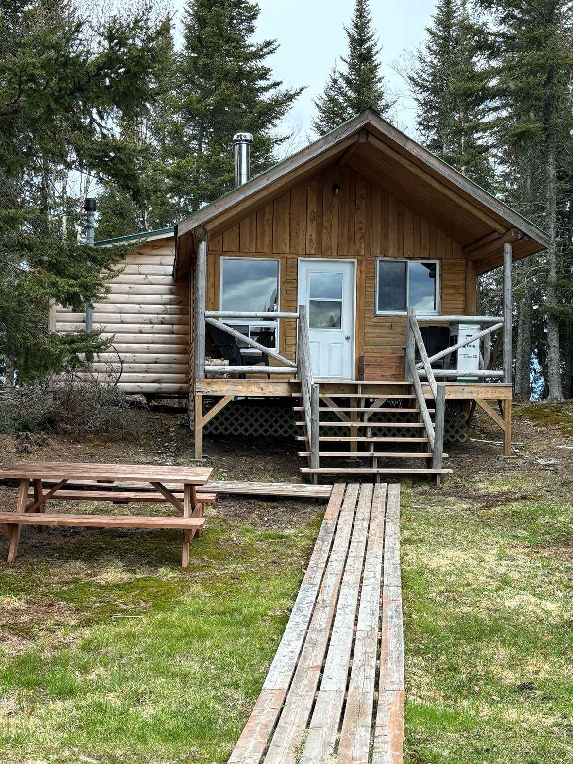 Chalet #22 – Pourvoirie Sauterelle