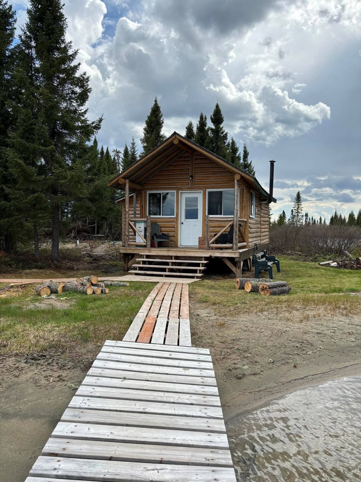 Chalet #24 — Pourvoirie Sauterelle – Pourvoirie Sauterelle
