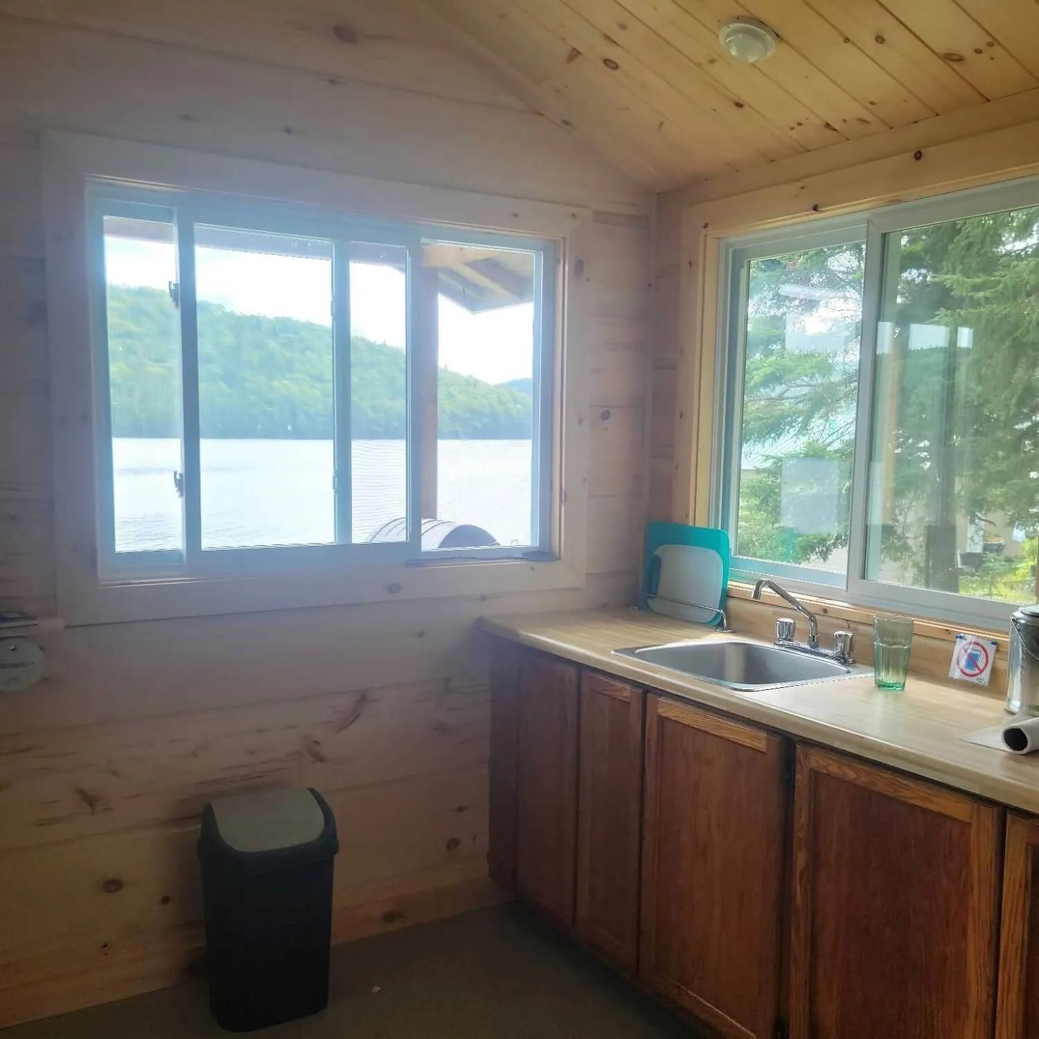 Chalet #3 — Lac Sauterelle — Pourvoirie Sauterelle – Pourvoirie Sauterelle