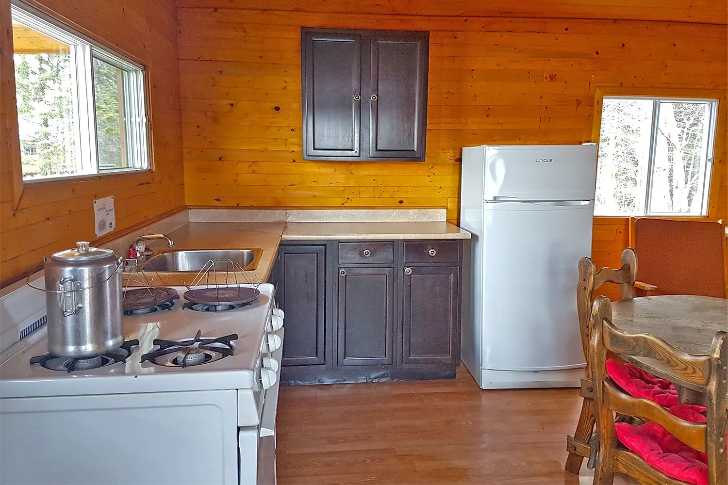 Chalet #31 - Baie Saraana Est — Pourvoirie Sauterelle – Pourvoirie Sauterelle