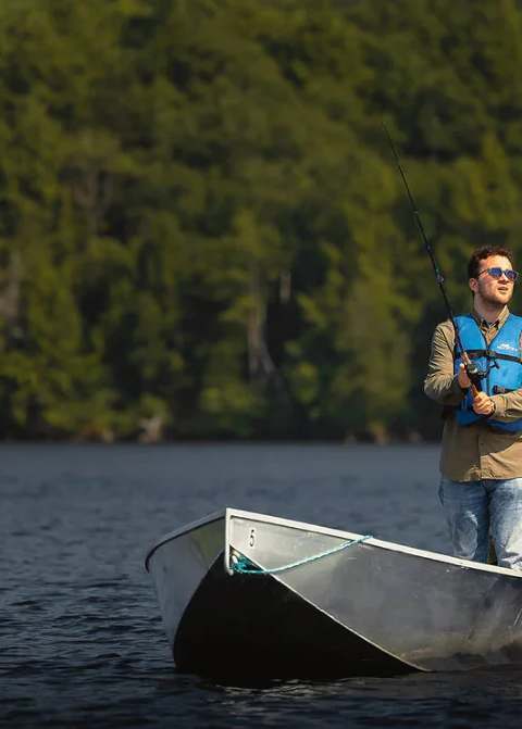 Fishing at Auberge du Lac-à-l'Eau-Claire, Mauricie, Quebec — photo 2