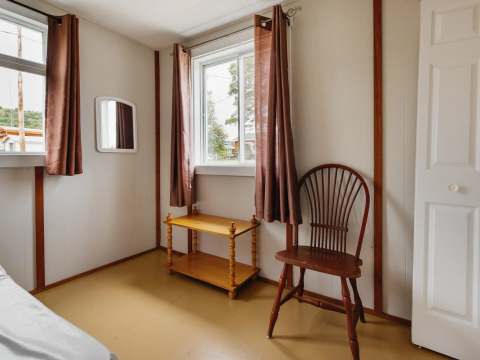 CABIN 4 – Auberge la Barrière (2014)