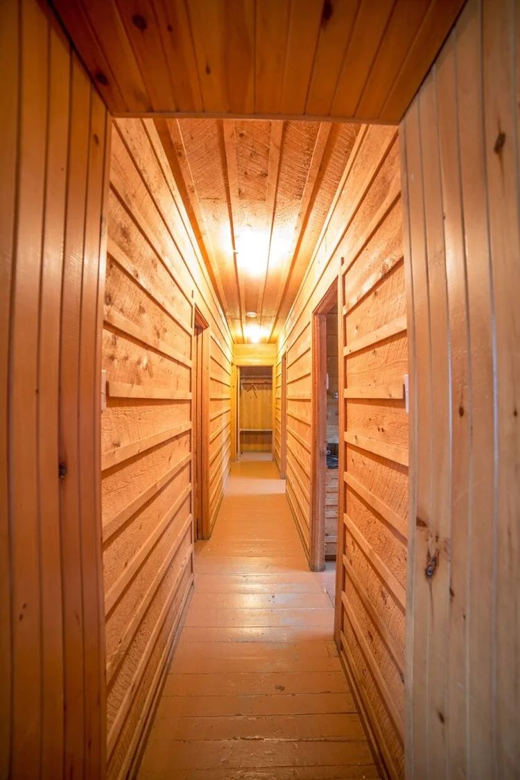 CHALET 6 — Auberge la Barrière (2014) – Auberge la Barrière (2014)