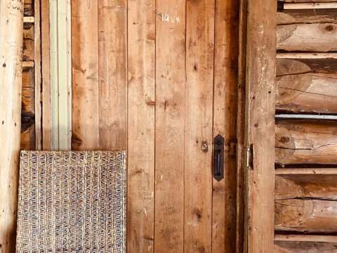 CHALET 9 – Auberge la Barrière (2014)
