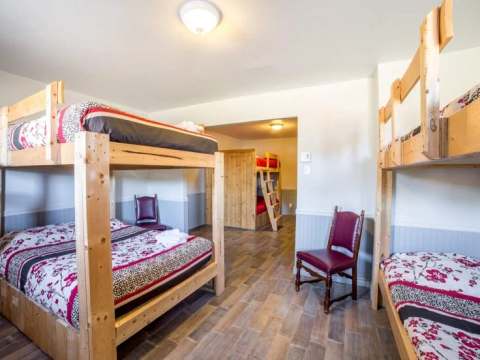 CHALET SAINT-CHARLES – Auberge la Barrière (2014)