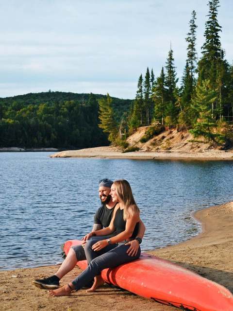 Hébergement nature chez Aventures Kiamika, Laurentides, Québec