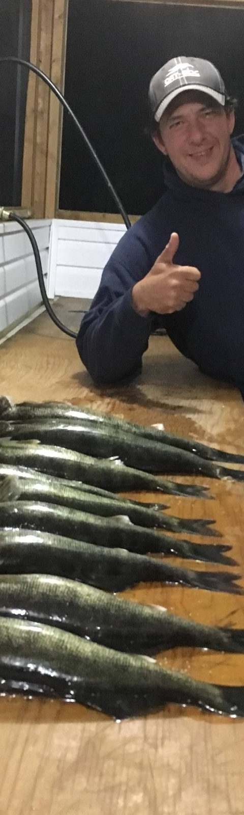 Fishing Walleye at Camp des 3 Saisons, Abitibi-Témiscamingue, Quebec — photo 2