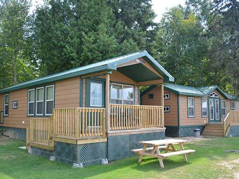 Campsite - Les Deux Ours – Camps Touristiques la Pointe à David