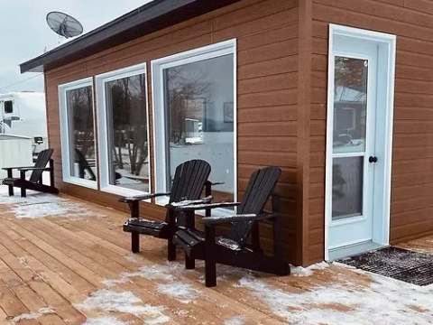 Mini chalet (bord de l'eau) – Centre de Plein-Air du Lac Dudley