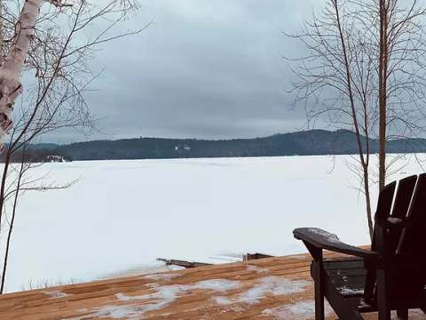 Mini chalet (bord de l'eau) – Centre de Plein-Air du Lac Dudley