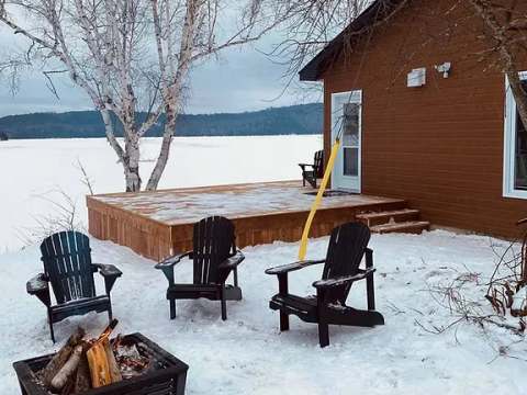 Mini chalet (bord de l'eau) – Centre de Plein-Air du Lac Dudley