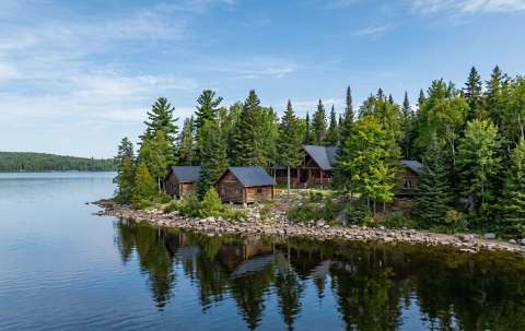 Photo de Chalets Bon Repos dans les Laurentides, Qc