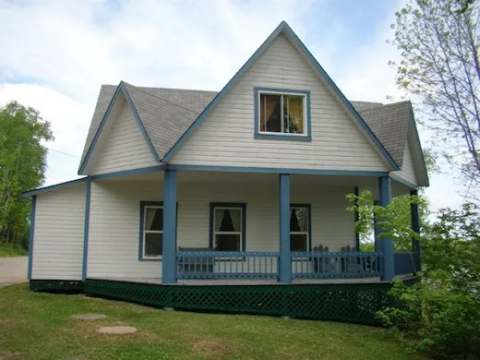 Huit Pignons Cottage – Chalets des Bouleaux