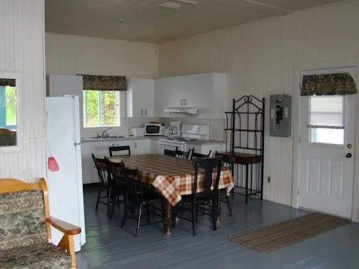 Cabin Huit Pignons Cottage — Chalets des Bouleaux – Chalets des Bouleaux