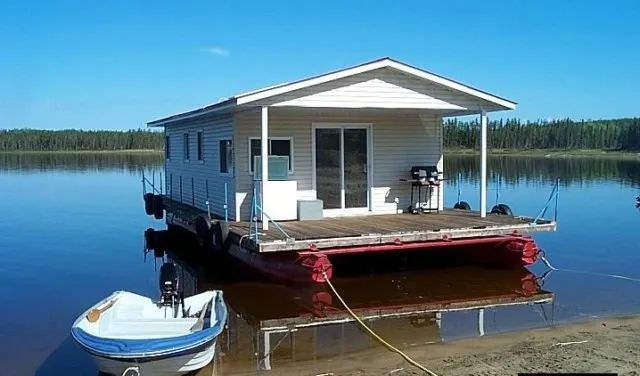 Houseboat 87 — Chalets Gouin Chasse et Pêche – Chalets Gouin Chasse et Pêche