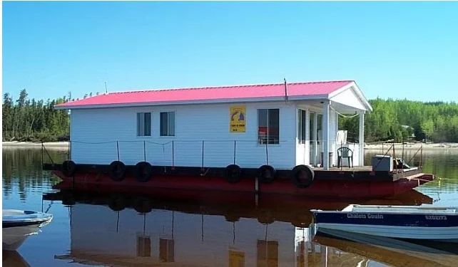 Bateau-maison Bateau maison Millénaire — Chalets Gouin Chasse et Pêche – Chalets Gouin Chasse et Pêche