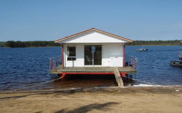 Bateau maison Millénaire – Chalets Gouin Chasse et Pêche