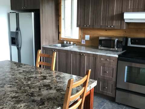 LE DISCRET CABIN – Chalets Rapide des Cèdres