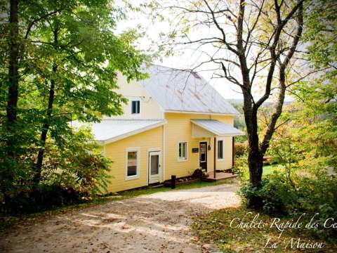 CHALET MAISON ANCESTRALE – Chalets Rapide des Cèdres
