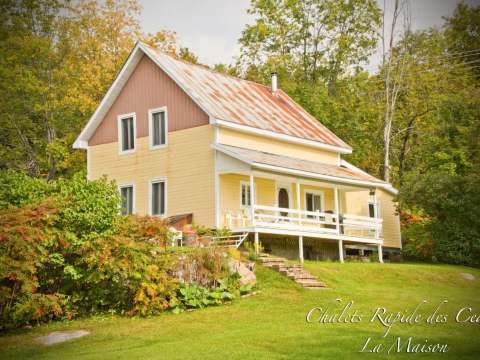 CHALET MAISON ANCESTRALE – Chalets Rapide des Cèdres
