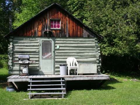 PETIT CHALET – Chalets Rapide des Cèdres