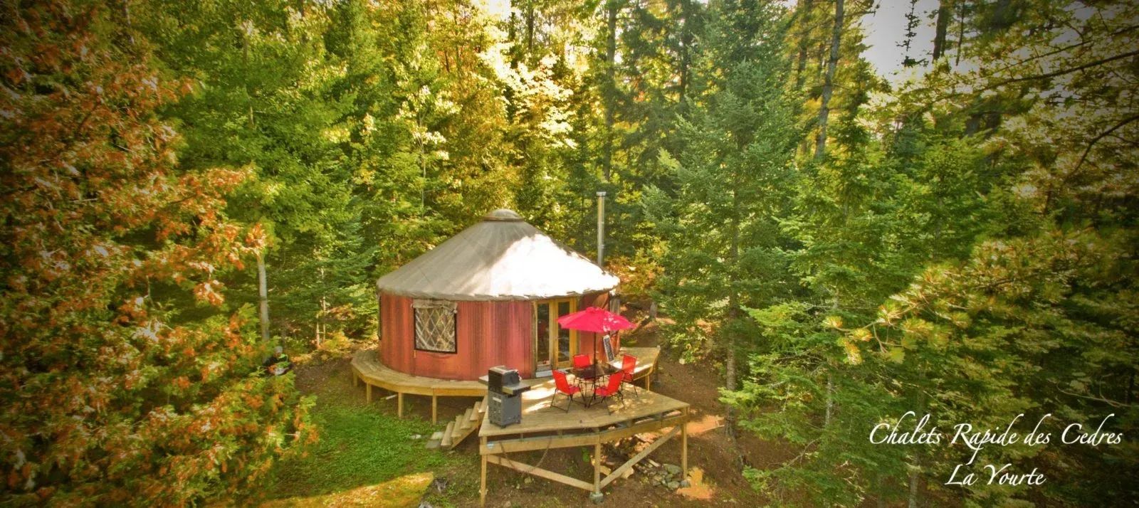Cabin LOON YURT — Chalets Rapide des Cèdres – Chalets Rapide des Cèdres