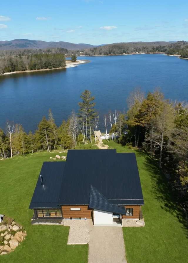 Photo de Chalets Rapide des Cèdres dans les Laurentides, Qc