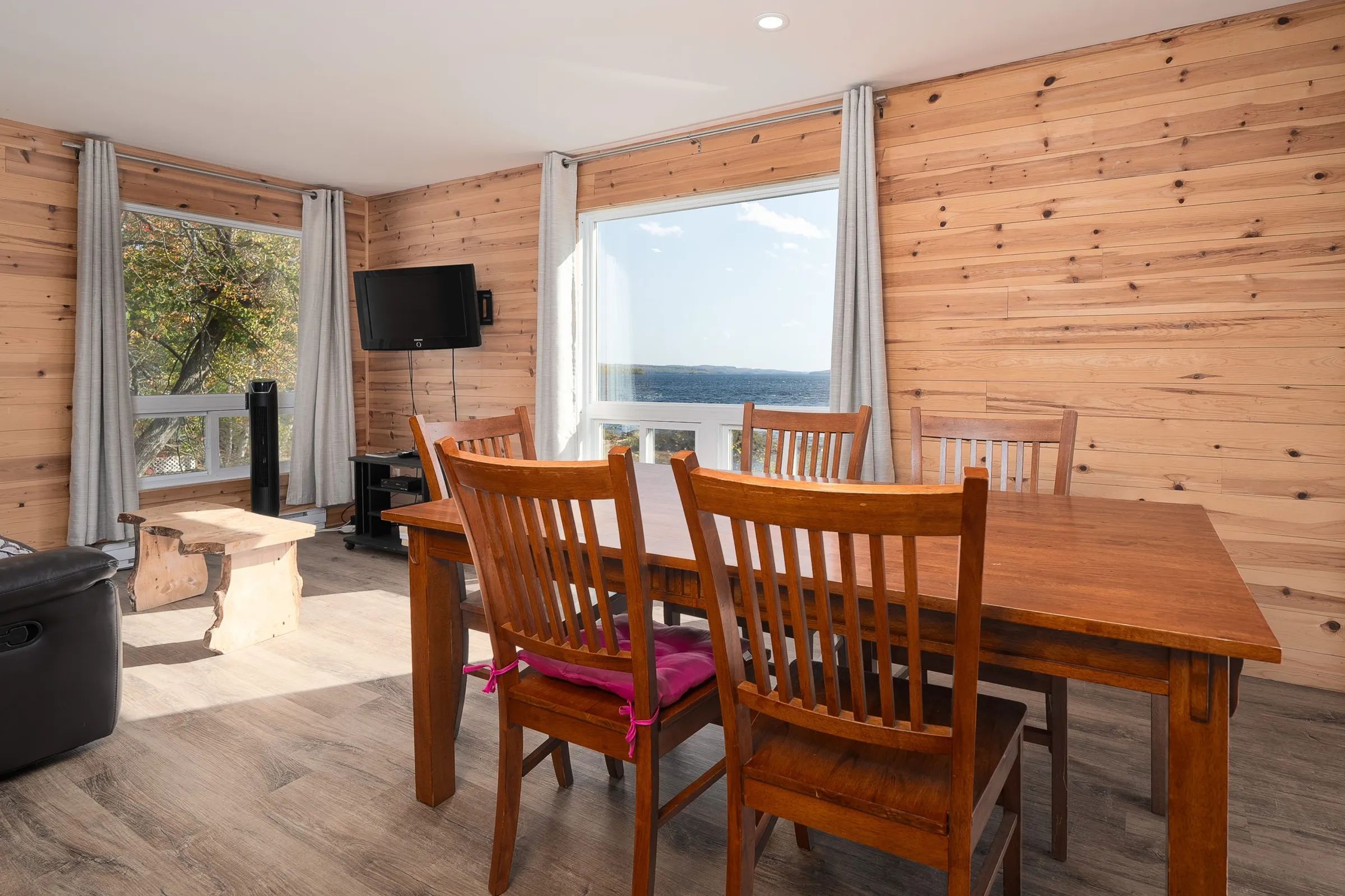 Chalet # 12 — Chez Rainville - Camping Union Baskatong – Chez Rainville - Camping Union Baskatong