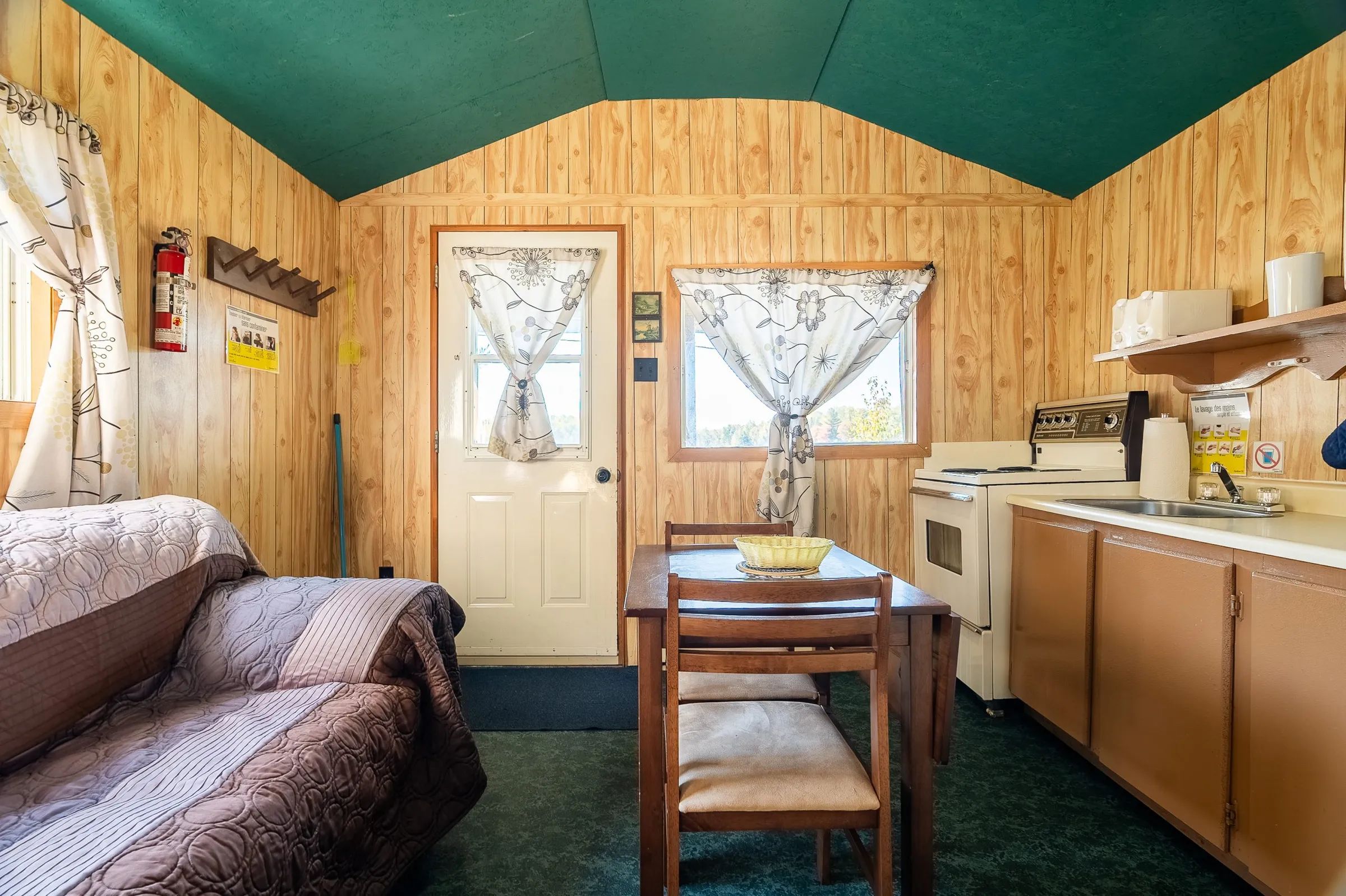 Chalet # 2 — Chez Rainville - Camping Union Baskatong – Chez Rainville - Camping Union Baskatong