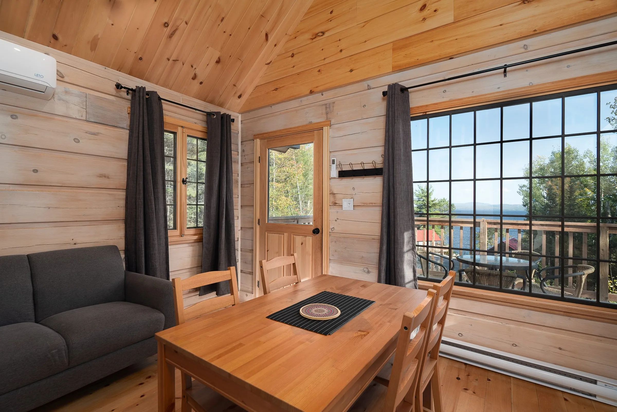 Chalet # 20 — Chez Rainville - Camping Union Baskatong – Chez Rainville - Camping Union Baskatong