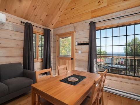 Chalet # 20 – Chez Rainville - Camping Union Baskatong