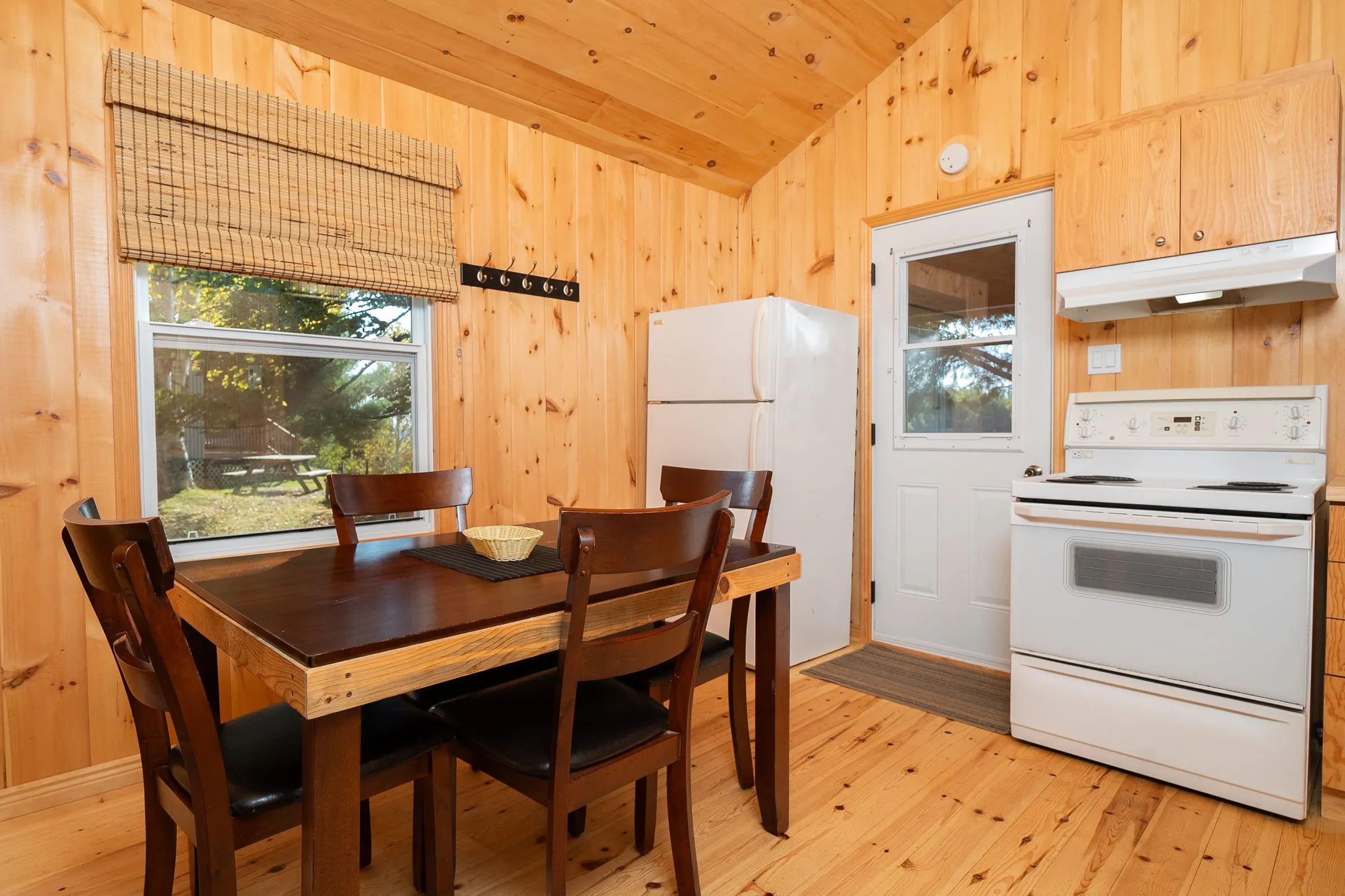 Chalet # 3 — Chez Rainville - Camping Union Baskatong – Chez Rainville - Camping Union Baskatong