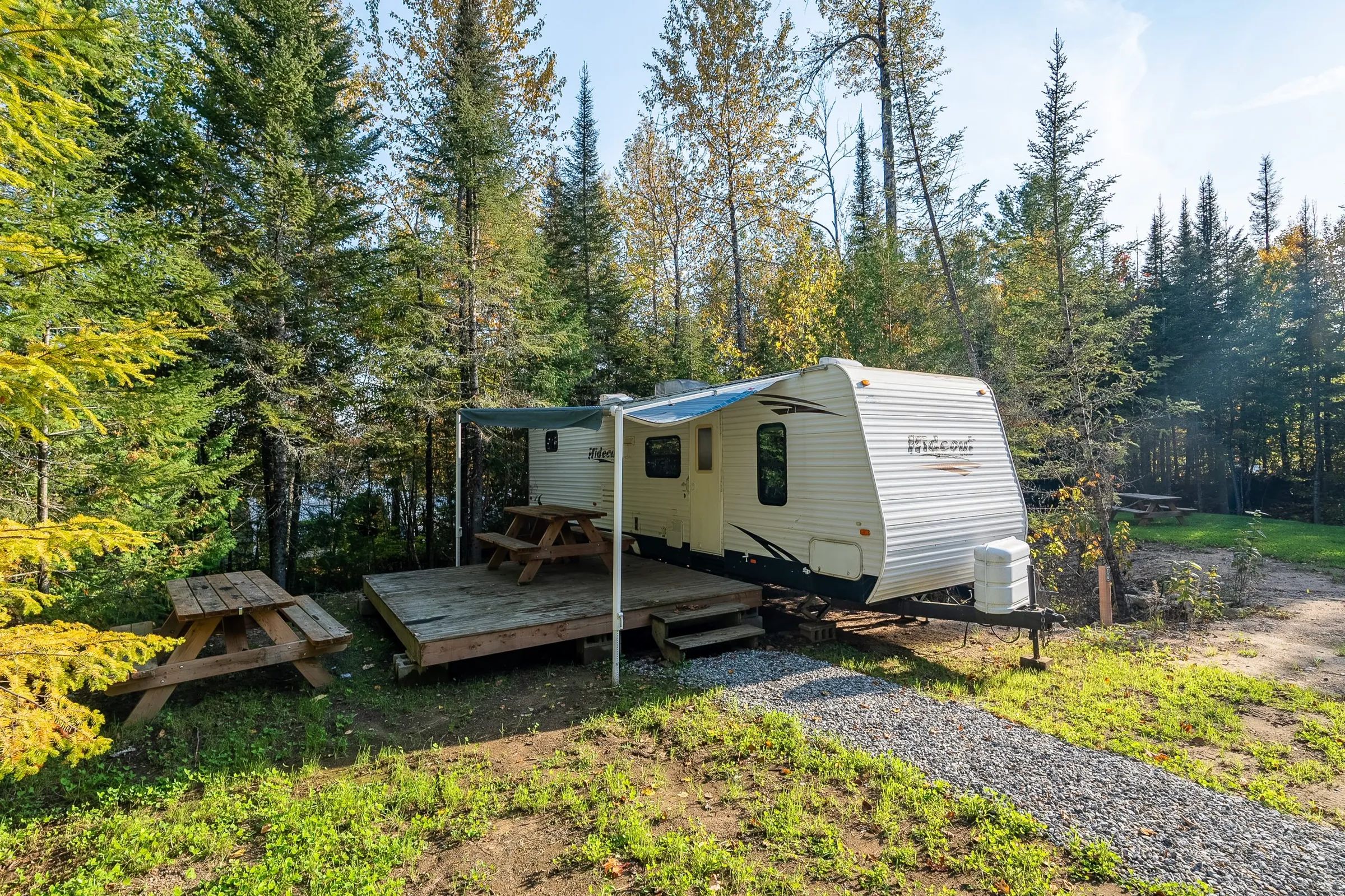 Camping Roulottes — Chez Rainville - Camping Union Baskatong – Chez Rainville - Camping Union Baskatong