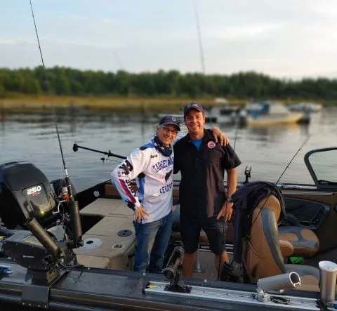 Excellente prise lors d'une sortie de pêche chez Chez Rainville - Camping Union Baskatong, Outaouais, Québec