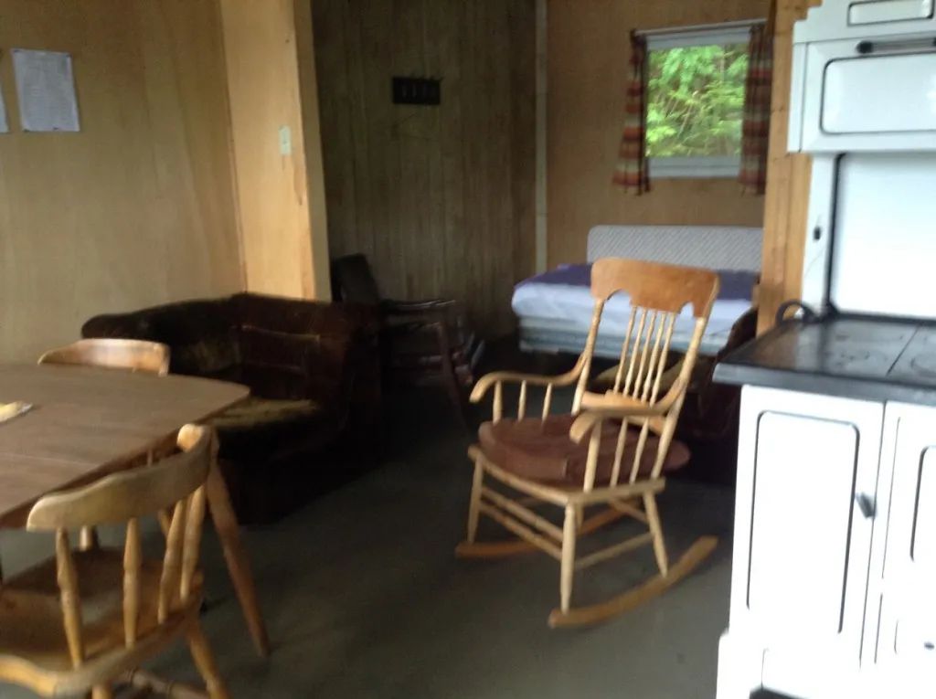 The Cabins – Club Basque