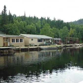 The Cabins – Club Basque