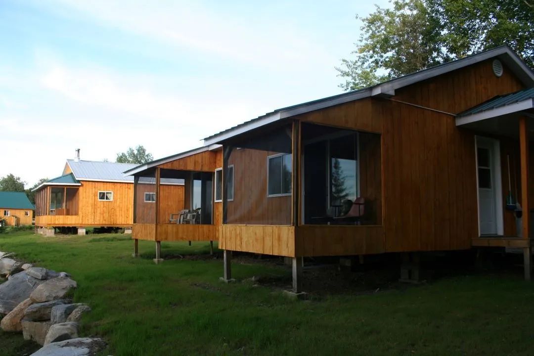 Cabin #5, Lake des Augustines – Club de chasse et pêche Stramond