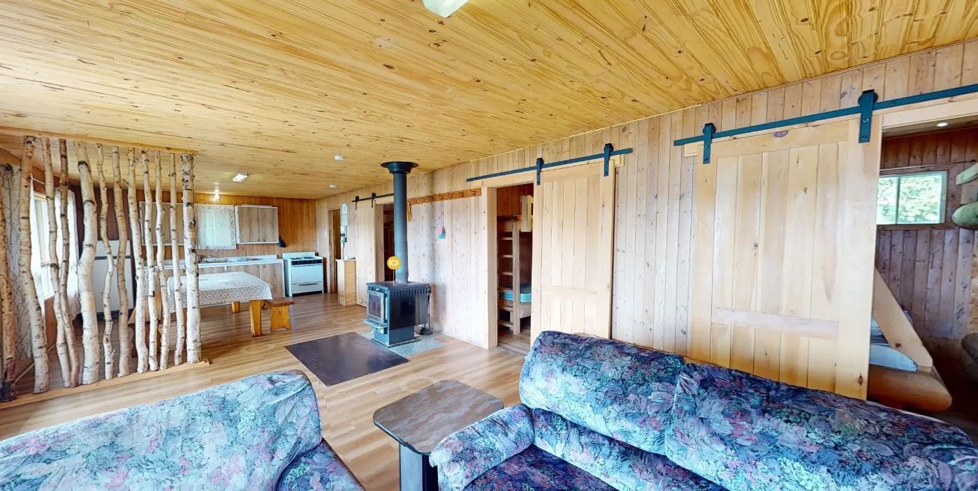 CHALET 10 — Club de Chasse et Pêche Tadoussac – Club de Chasse et Pêche Tadoussac