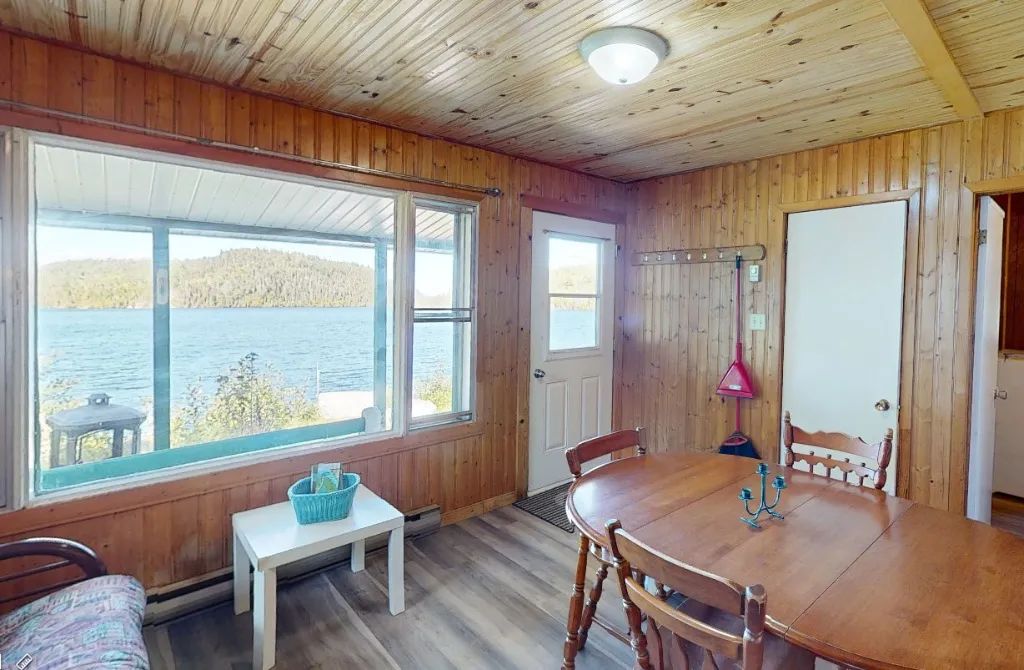 CABIN 11 — Club de Chasse et Pêche Tadoussac – Club de Chasse et Pêche Tadoussac