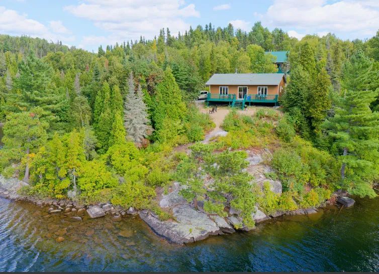 CABIN 8 — Club de Chasse et Pêche Tadoussac – Club de Chasse et Pêche Tadoussac