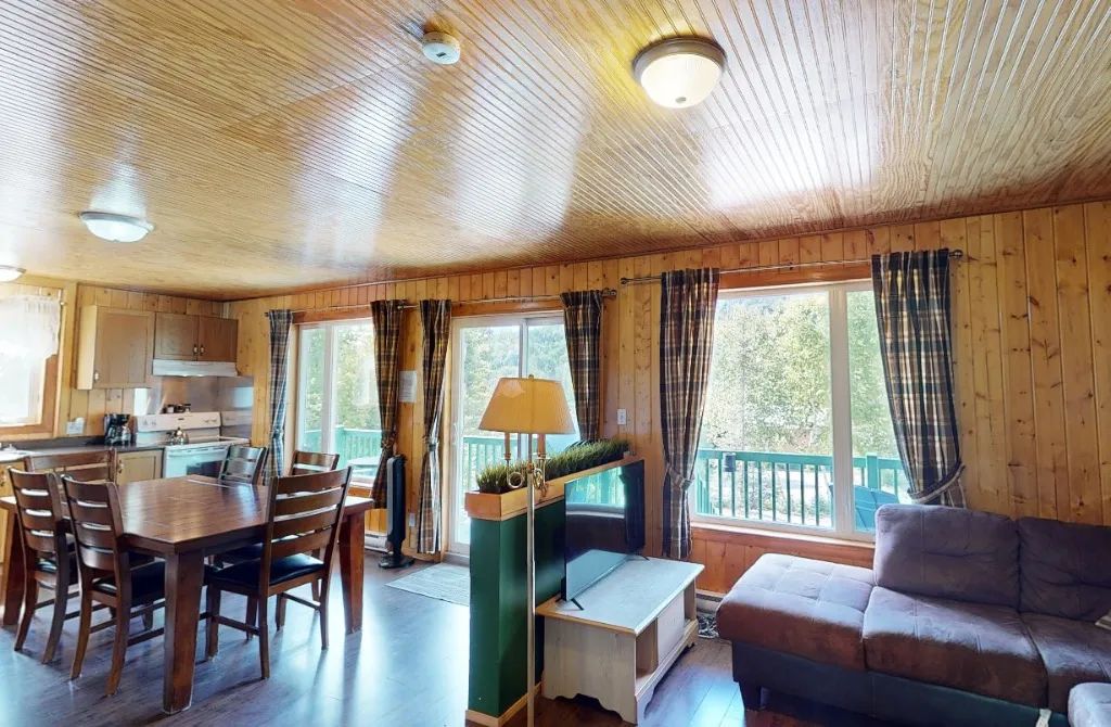CABIN 9 — Club de Chasse et Pêche Tadoussac – Club de Chasse et Pêche Tadoussac