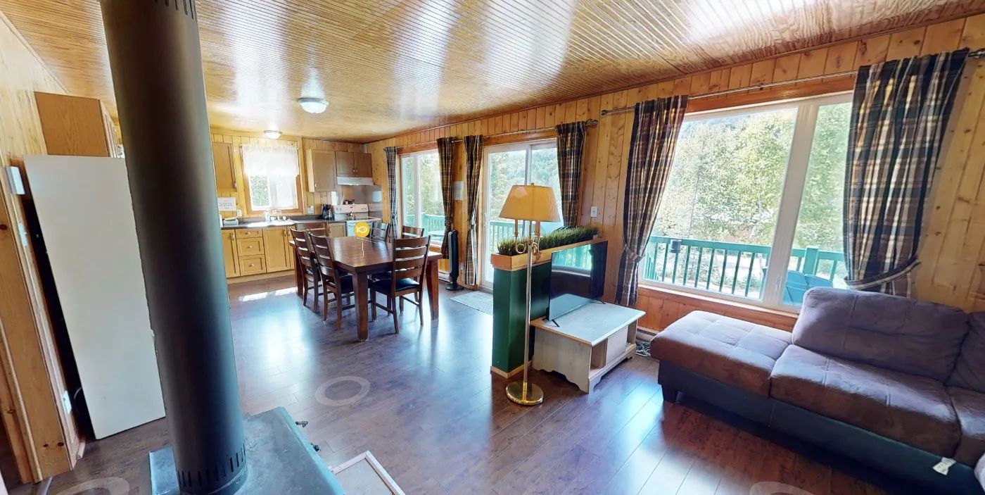 CABIN 9 — Club de Chasse et Pêche Tadoussac – Club de Chasse et Pêche Tadoussac