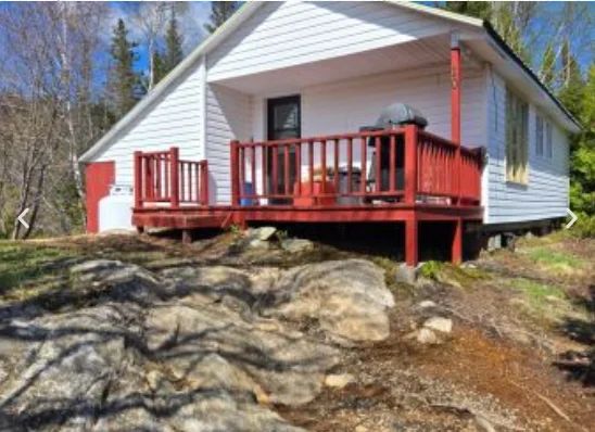 Cabin #10 – Club du Lac des Baies
