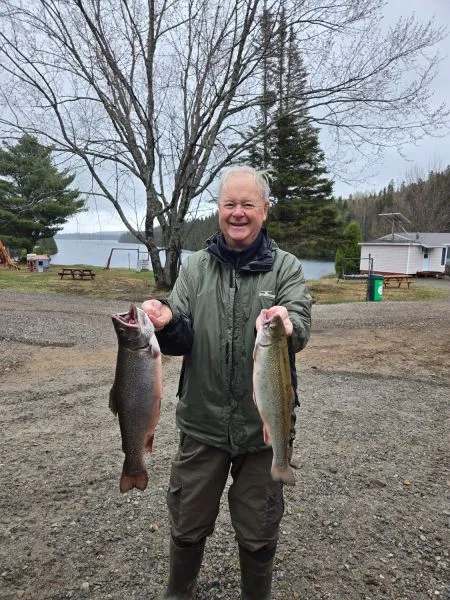 Spring fishing excursion at the outfitter at Club du Lac des Baies, Côte-Nord, Quebec