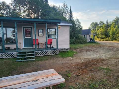 Chalet l'ours noir – Pourvoirie du Grand Lac du Nord